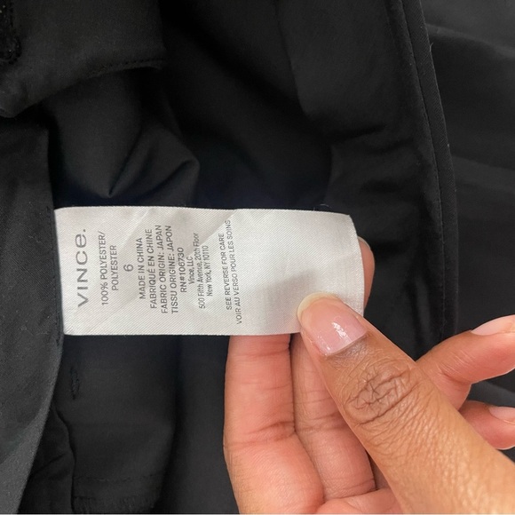 Vince Black Tapered Trousers In Japanese Crepe - Picture 9 of 10